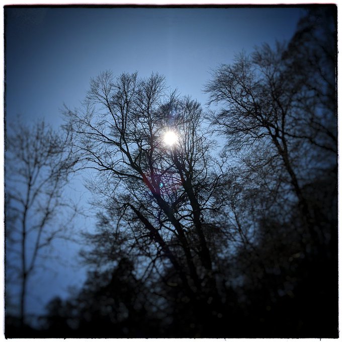 Less than 9 minutes, more than an hour